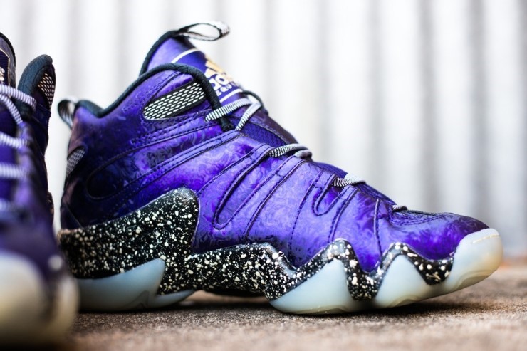 Adidas_Crazy_8_Nightmare_beofre_Christmas_Sneaker_Politics_4_1024x1024.jpg
