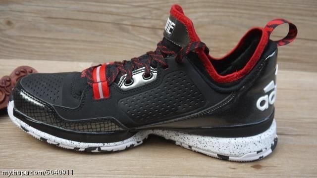 adidas-d-lillard-1-black-red-02.jpg