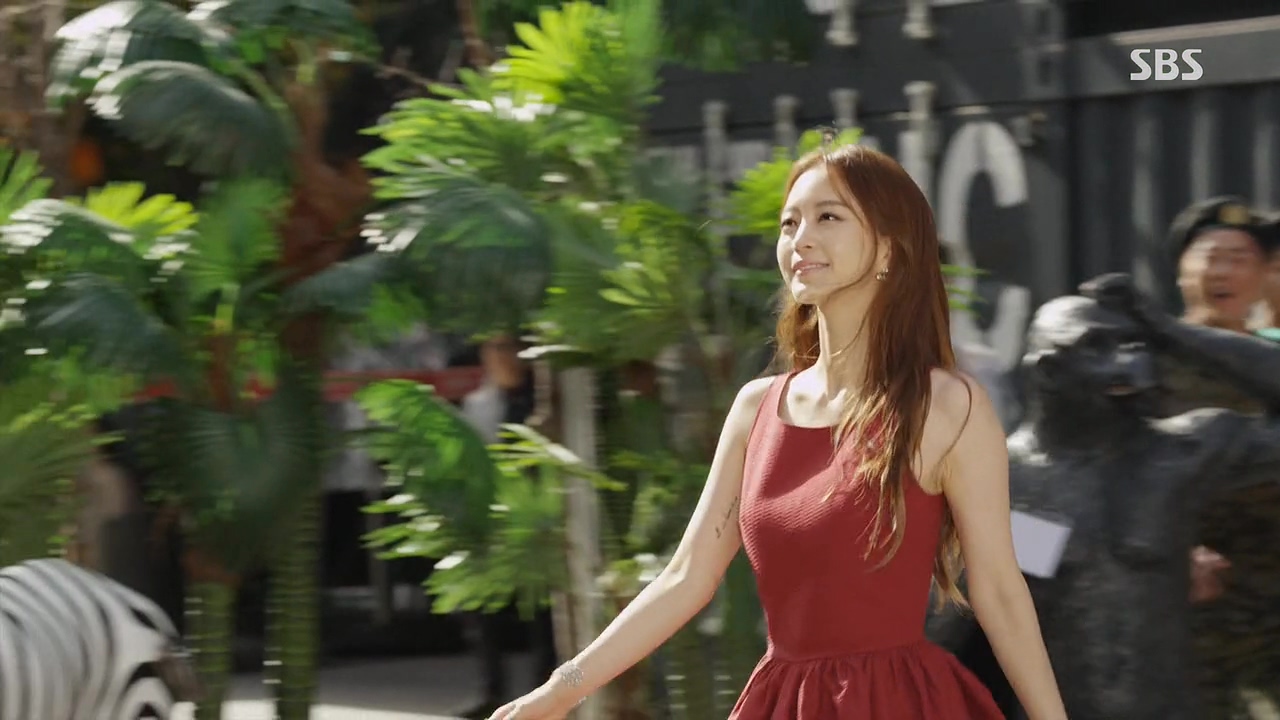 미녀의 탄생 E01 141101 720p HDTV x264-RAiN.mkv_20141102_224727.639.jpg