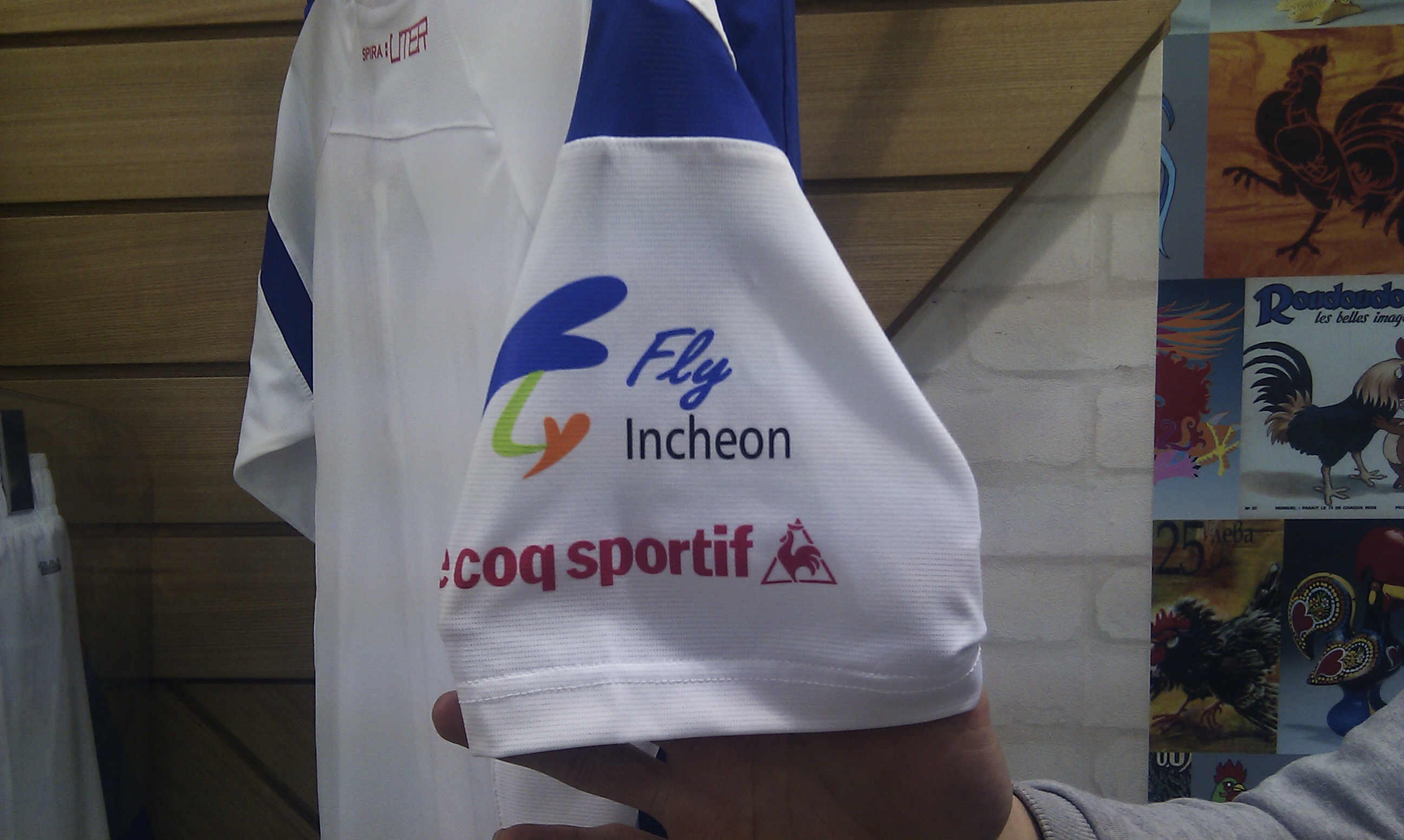 IMG_20120303_205837.jpg : 인천 유니폼 매장 촬영 상세 사진.jpg